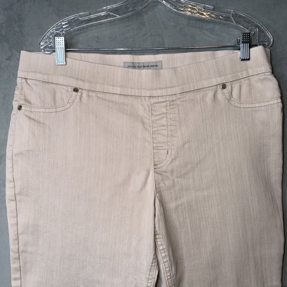Chico's Platinum Denim Pull On Jeans Women's Size 2.5 Beige Slim Straight Pants - Picture 4 of 8